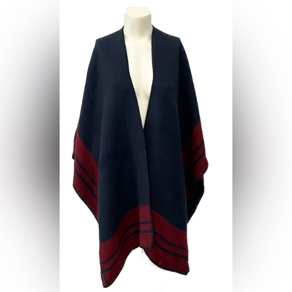 Woolrich Blanket Wrap Open Poncho Women’s One Size Reversible Maroon Navy Blue - Picture 3 of 10